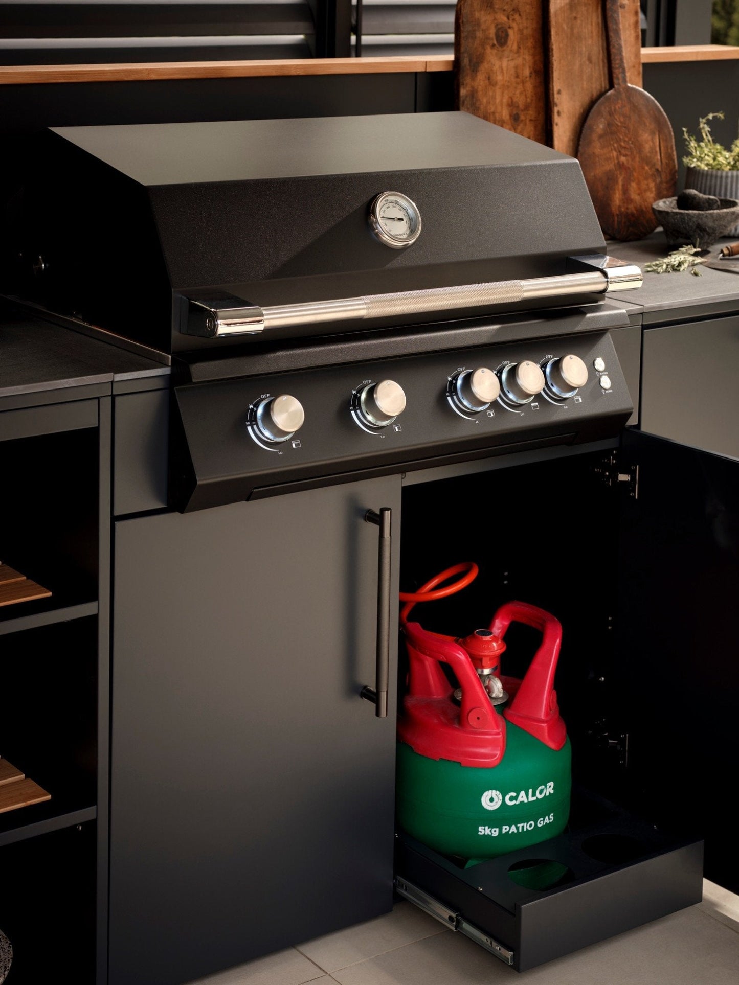 F4 Grill gas bottle drawer