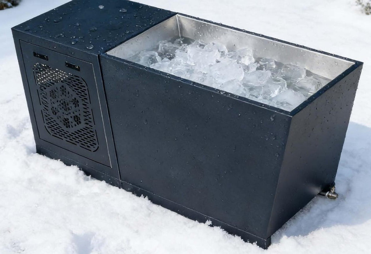 The Contrast Theory Isotherm Cold Plunge in black stainless steel